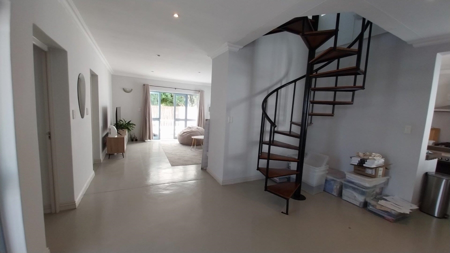 To Let 3 Bedroom Property for Rent in Big Bay Western Cape